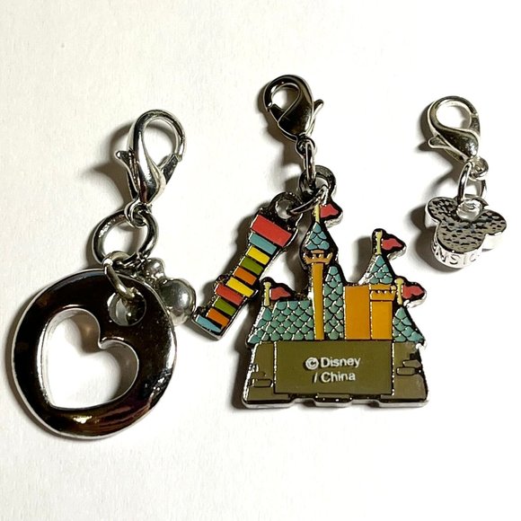 Vintage Disney 3 Charm Lot Cinderella Castle Crystal Mickey Mouse Heart Clip On - Picture 7 of 8